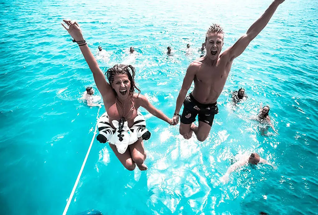 Ibiza Boat Party · Fiesta en barco en Ibiza